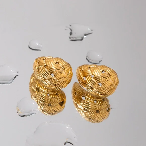 24K Gold Teardrop Earrings*Drop Earrings*Waterproof and Sweatproof - Picture 4 of 6